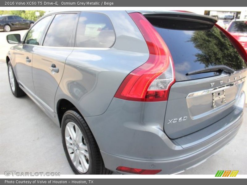 Osmium Grey Metallic / Beige 2016 Volvo XC60 T5 Drive-E