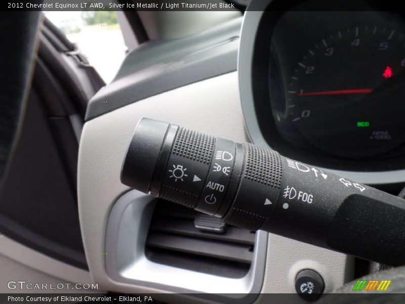 Silver Ice Metallic / Light Titanium/Jet Black 2012 Chevrolet Equinox LT AWD
