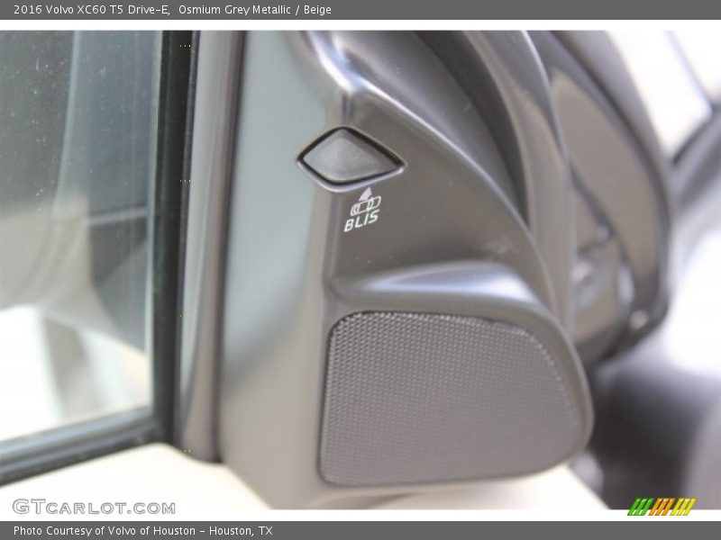 Osmium Grey Metallic / Beige 2016 Volvo XC60 T5 Drive-E