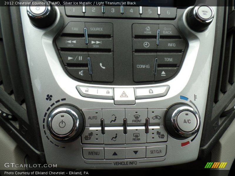 Silver Ice Metallic / Light Titanium/Jet Black 2012 Chevrolet Equinox LT AWD