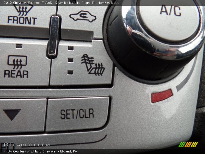 Silver Ice Metallic / Light Titanium/Jet Black 2012 Chevrolet Equinox LT AWD