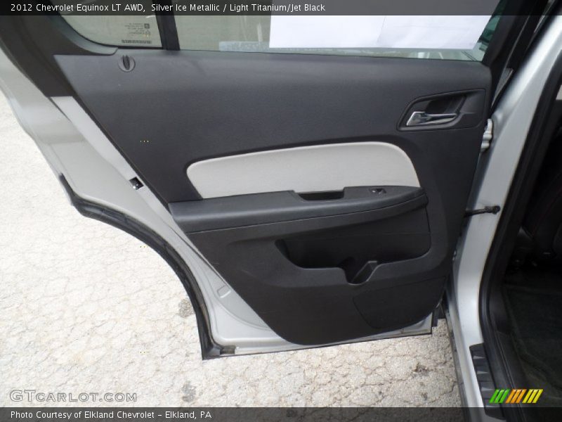 Silver Ice Metallic / Light Titanium/Jet Black 2012 Chevrolet Equinox LT AWD