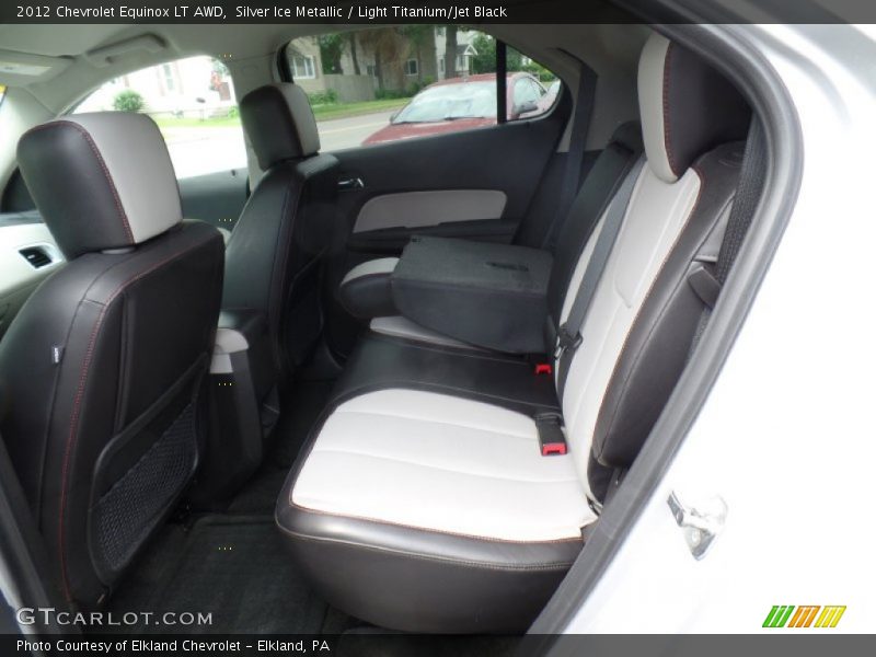 Silver Ice Metallic / Light Titanium/Jet Black 2012 Chevrolet Equinox LT AWD