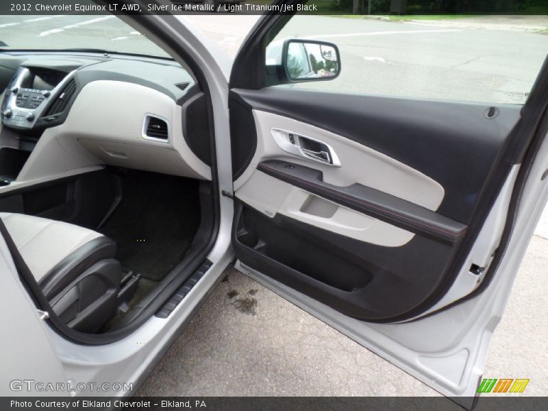 Silver Ice Metallic / Light Titanium/Jet Black 2012 Chevrolet Equinox LT AWD