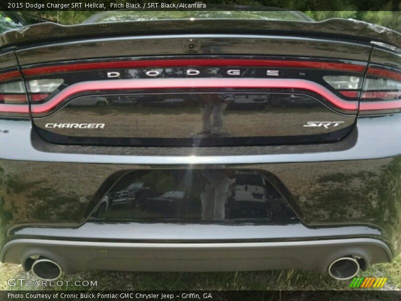 Pitch Black / SRT Black/Alcantara 2015 Dodge Charger SRT Hellcat