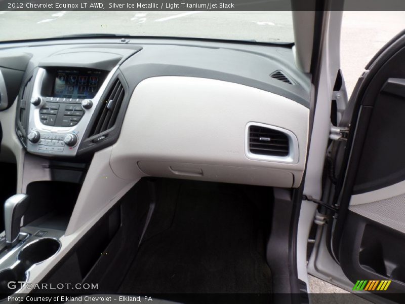 Silver Ice Metallic / Light Titanium/Jet Black 2012 Chevrolet Equinox LT AWD