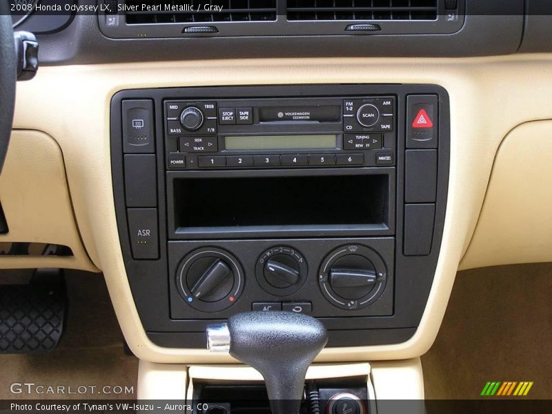 Silver Pearl Metallic / Gray 2008 Honda Odyssey LX