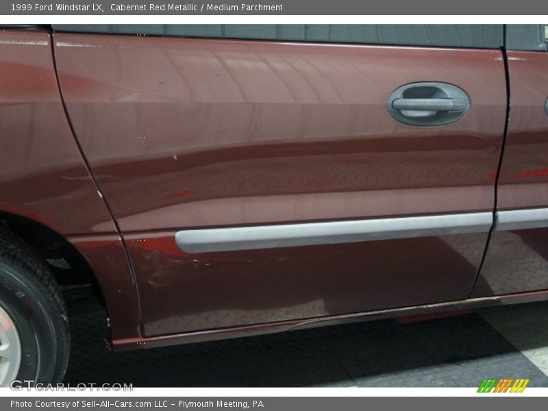 Cabernet Red Metallic / Medium Parchment 1999 Ford Windstar LX
