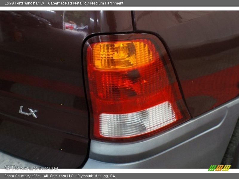 Cabernet Red Metallic / Medium Parchment 1999 Ford Windstar LX