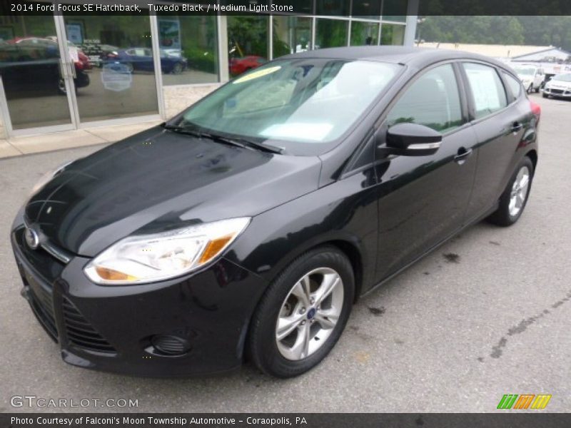 Tuxedo Black / Medium Light Stone 2014 Ford Focus SE Hatchback