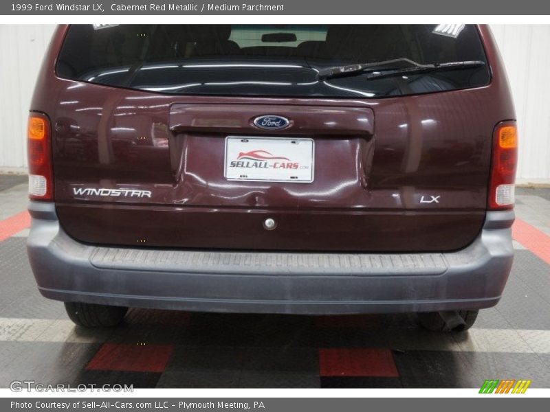 Cabernet Red Metallic / Medium Parchment 1999 Ford Windstar LX