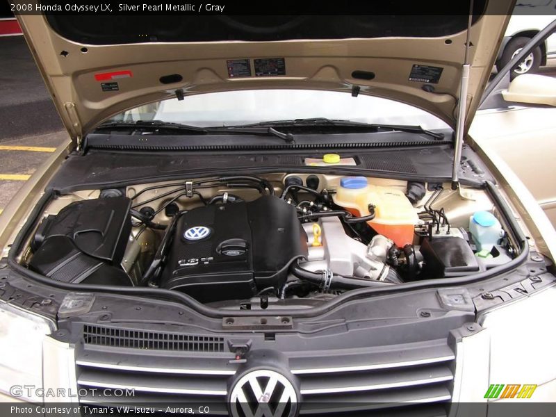 Silver Pearl Metallic / Gray 2008 Honda Odyssey LX