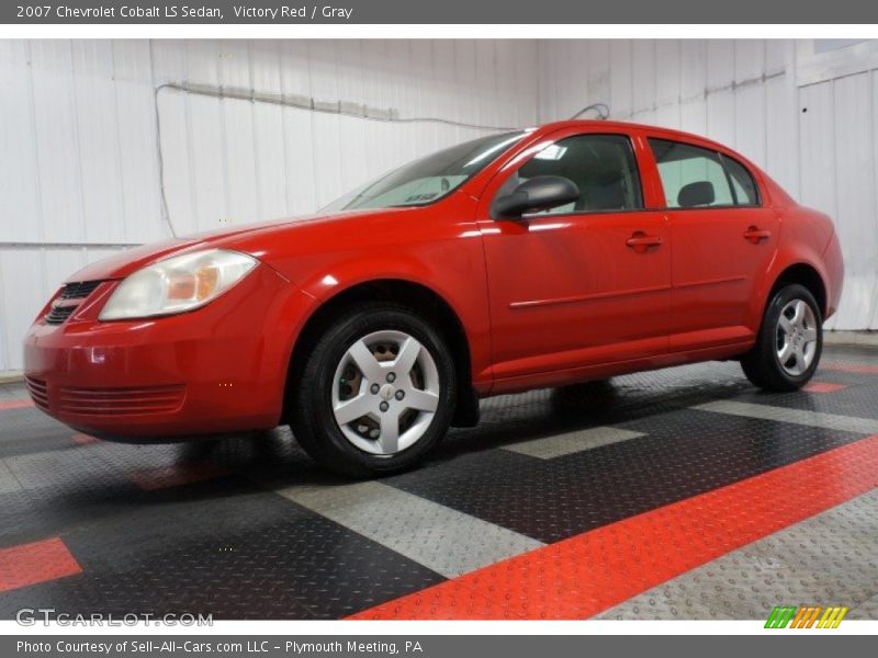 Victory Red / Gray 2007 Chevrolet Cobalt LS Sedan