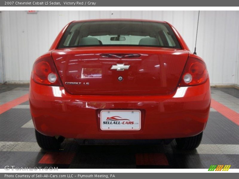 Victory Red / Gray 2007 Chevrolet Cobalt LS Sedan