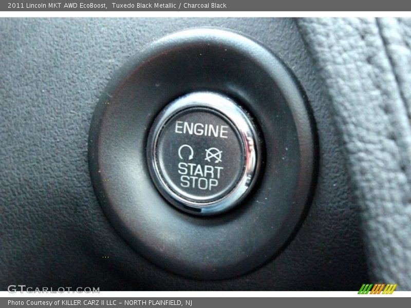 Tuxedo Black Metallic / Charcoal Black 2011 Lincoln MKT AWD EcoBoost