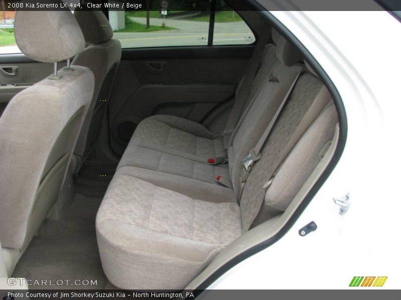 Clear White / Beige 2008 Kia Sorento LX 4x4