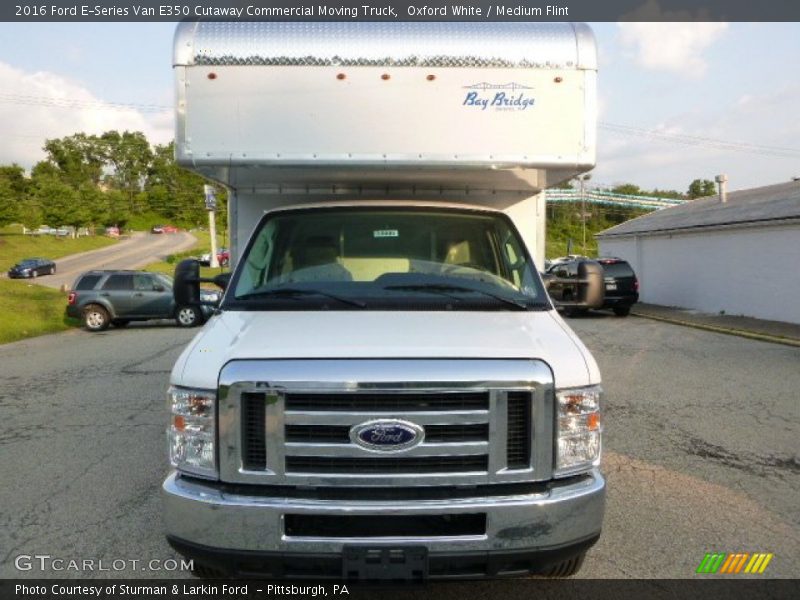 Oxford White / Medium Flint 2016 Ford E-Series Van E350 Cutaway Commercial Moving Truck