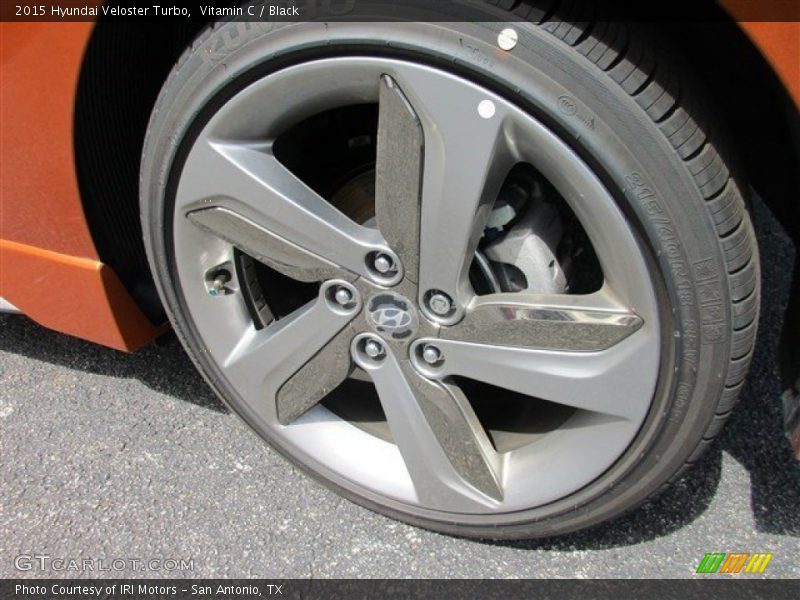 Vitamin C / Black 2015 Hyundai Veloster Turbo