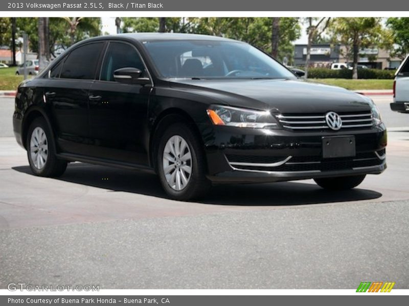 Black / Titan Black 2013 Volkswagen Passat 2.5L S