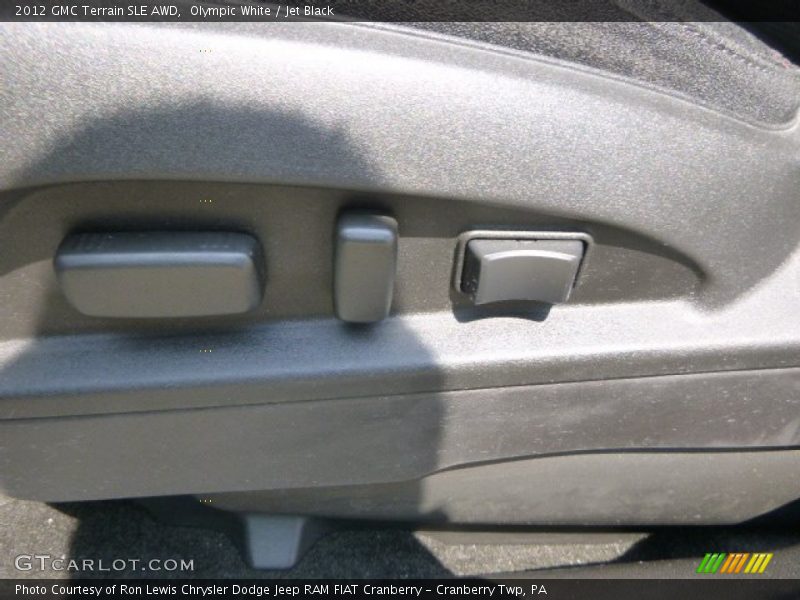 Olympic White / Jet Black 2012 GMC Terrain SLE AWD