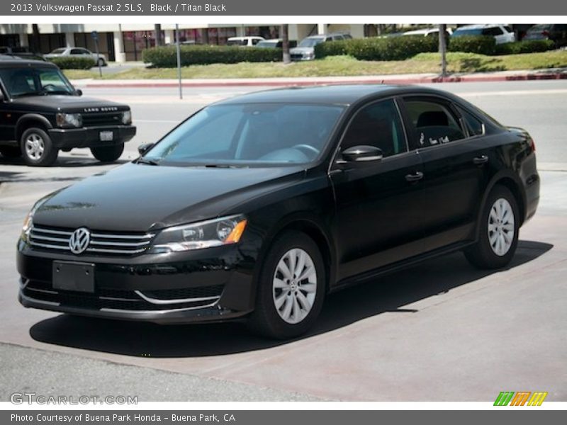 Black / Titan Black 2013 Volkswagen Passat 2.5L S