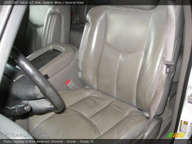 Summit White / Neutral/Shale 2005 GMC Yukon SLT 4x4
