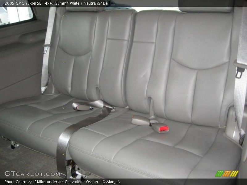Summit White / Neutral/Shale 2005 GMC Yukon SLT 4x4