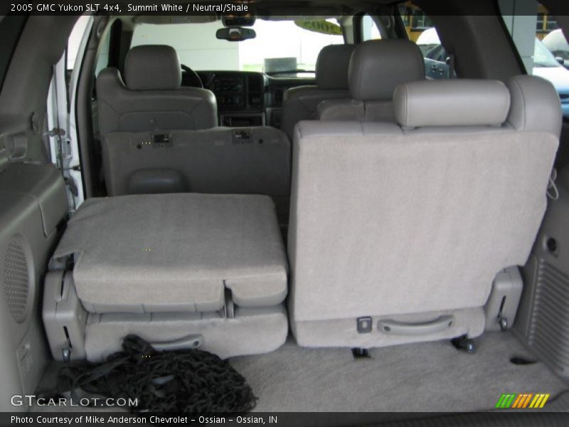 Summit White / Neutral/Shale 2005 GMC Yukon SLT 4x4