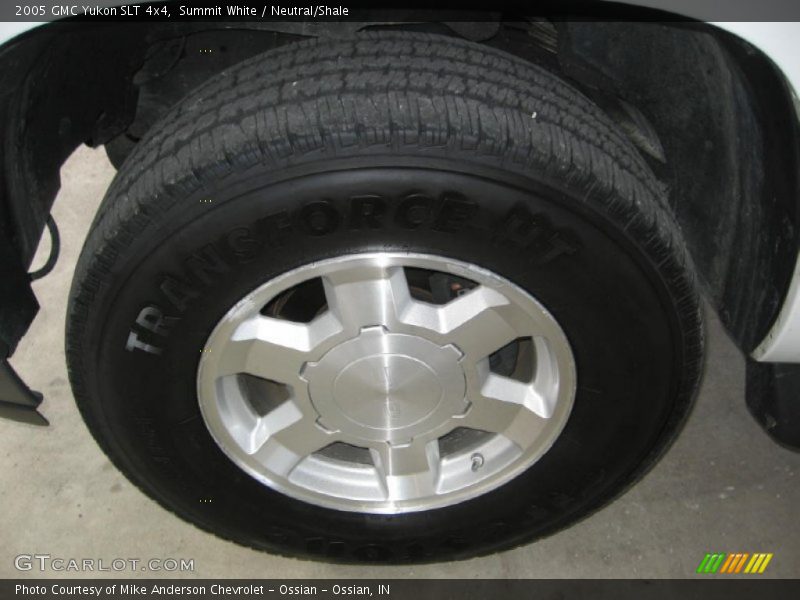 Summit White / Neutral/Shale 2005 GMC Yukon SLT 4x4