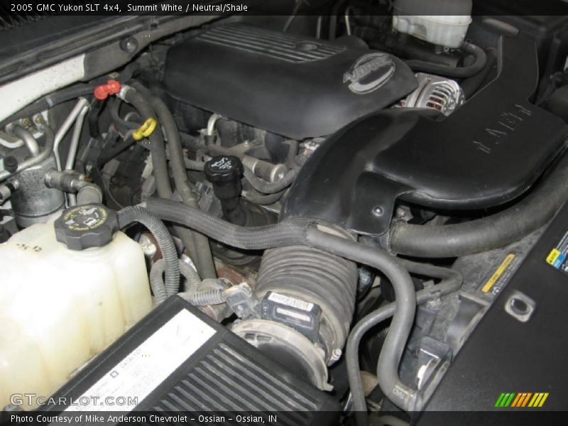 Summit White / Neutral/Shale 2005 GMC Yukon SLT 4x4