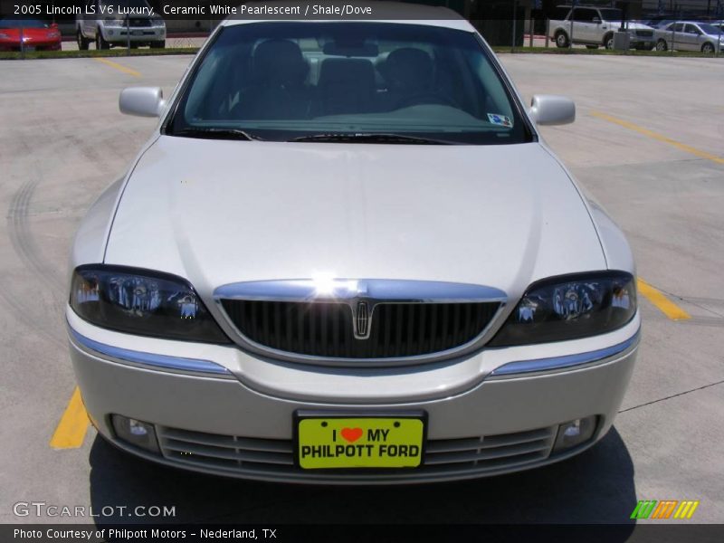 Ceramic White Pearlescent / Shale/Dove 2005 Lincoln LS V6 Luxury
