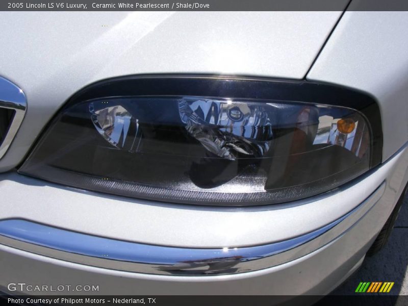 Ceramic White Pearlescent / Shale/Dove 2005 Lincoln LS V6 Luxury