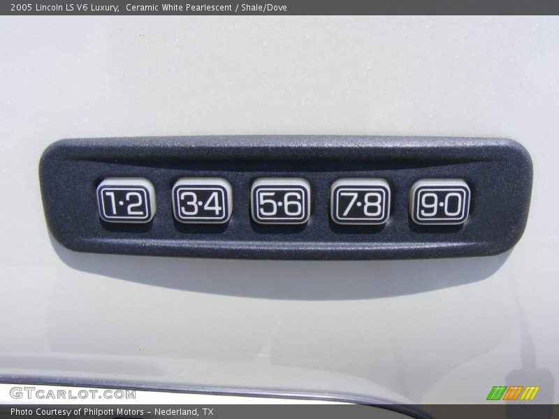 Ceramic White Pearlescent / Shale/Dove 2005 Lincoln LS V6 Luxury