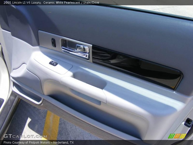 Ceramic White Pearlescent / Shale/Dove 2005 Lincoln LS V6 Luxury