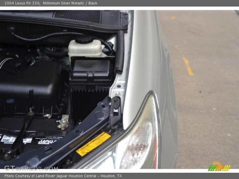 Millinnium Silver Metallic / Black 2004 Lexus RX 330