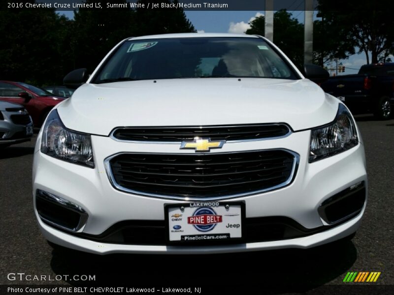 Summit White / Jet Black/Medium Titanium 2016 Chevrolet Cruze Limited LS