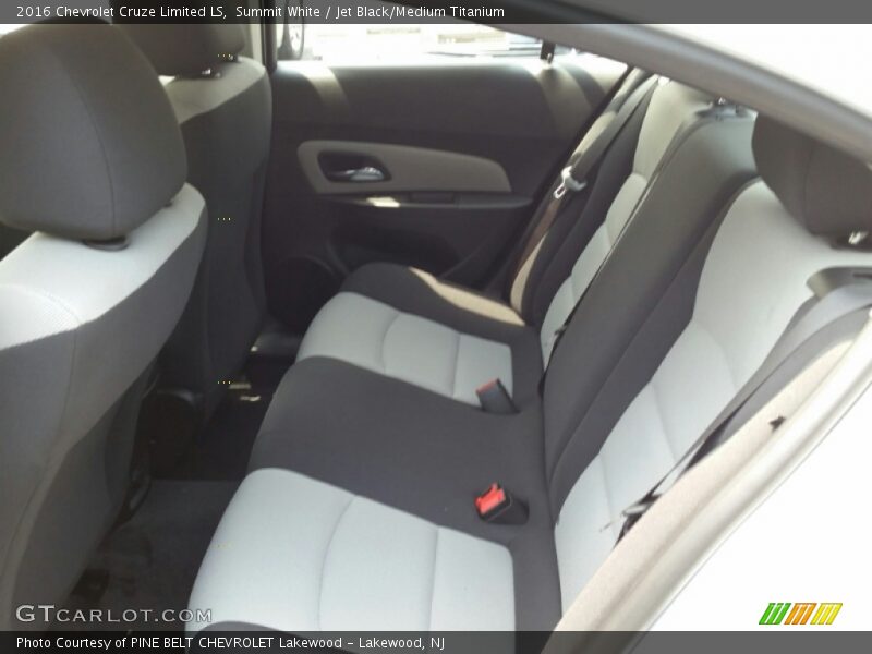 Summit White / Jet Black/Medium Titanium 2016 Chevrolet Cruze Limited LS