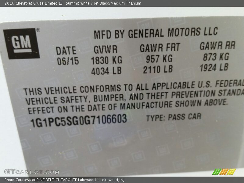 Summit White / Jet Black/Medium Titanium 2016 Chevrolet Cruze Limited LS