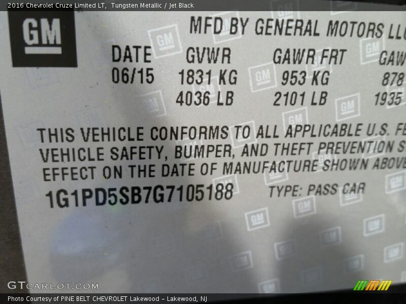Tungsten Metallic / Jet Black 2016 Chevrolet Cruze Limited LT