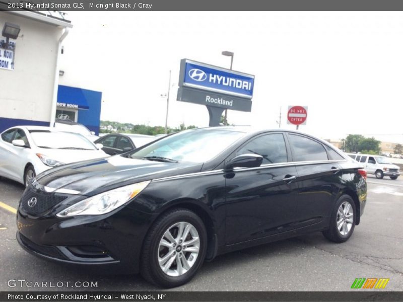 Midnight Black / Gray 2013 Hyundai Sonata GLS