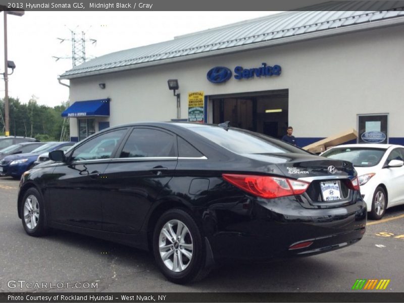 Midnight Black / Gray 2013 Hyundai Sonata GLS