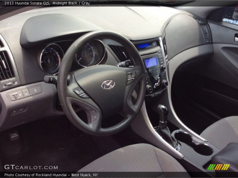 Midnight Black / Gray 2013 Hyundai Sonata GLS