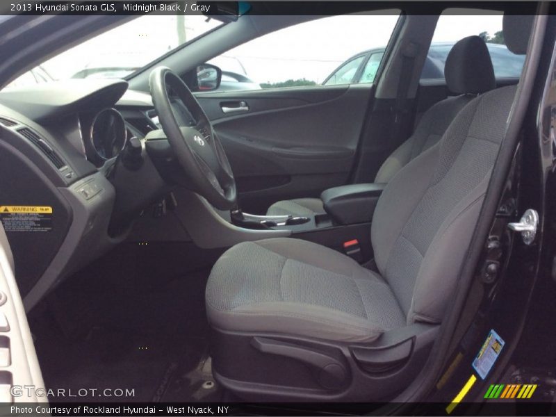 Midnight Black / Gray 2013 Hyundai Sonata GLS