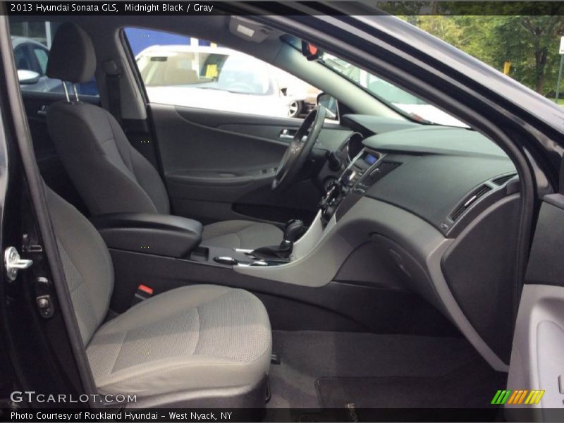 Midnight Black / Gray 2013 Hyundai Sonata GLS