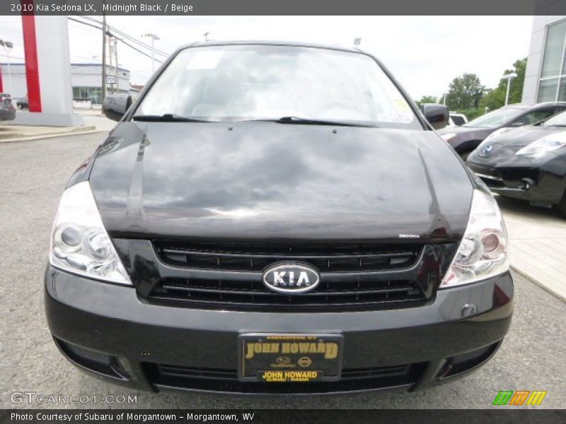 Midnight Black / Beige 2010 Kia Sedona LX