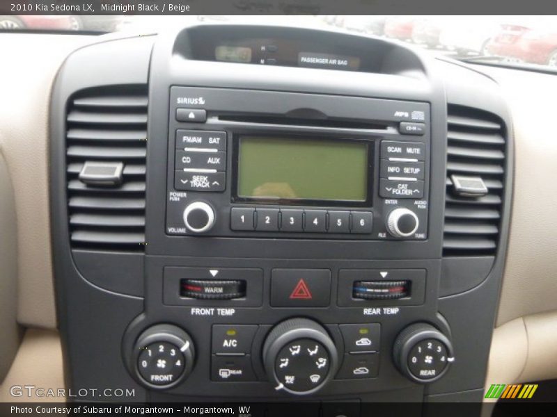 Midnight Black / Beige 2010 Kia Sedona LX