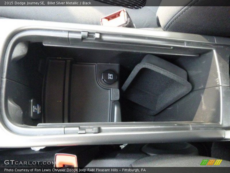 Billet Silver Metallic / Black 2015 Dodge Journey SE
