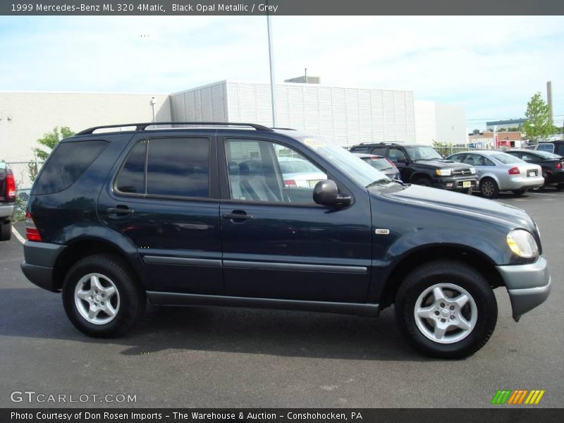Black Opal Metallic / Grey 1999 Mercedes-Benz ML 320 4Matic