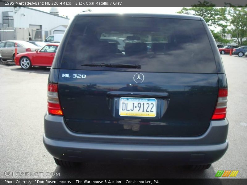 Black Opal Metallic / Grey 1999 Mercedes-Benz ML 320 4Matic