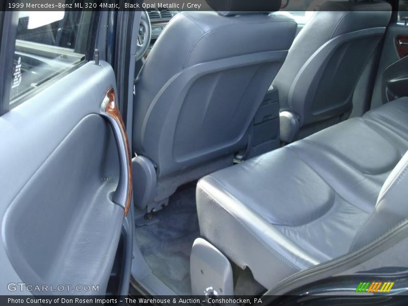 Black Opal Metallic / Grey 1999 Mercedes-Benz ML 320 4Matic